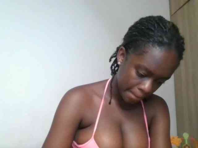 Chocolateaa webcam