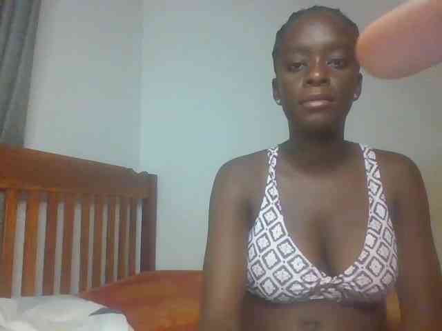 Model: Chocolateaa