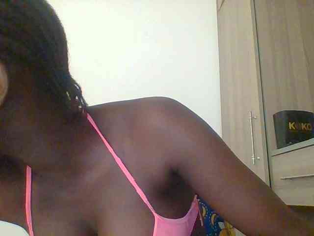 Chocolateaa webcam