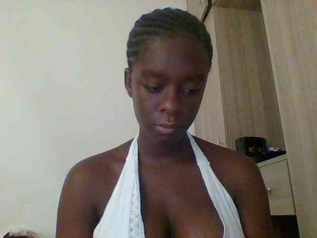 Chocolateaa webcam