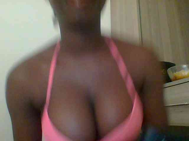 Chocolateaa webcam