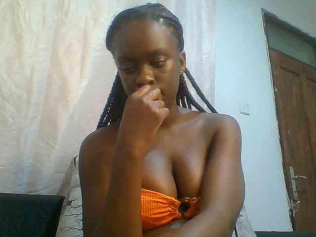 Chocolateaa webcam