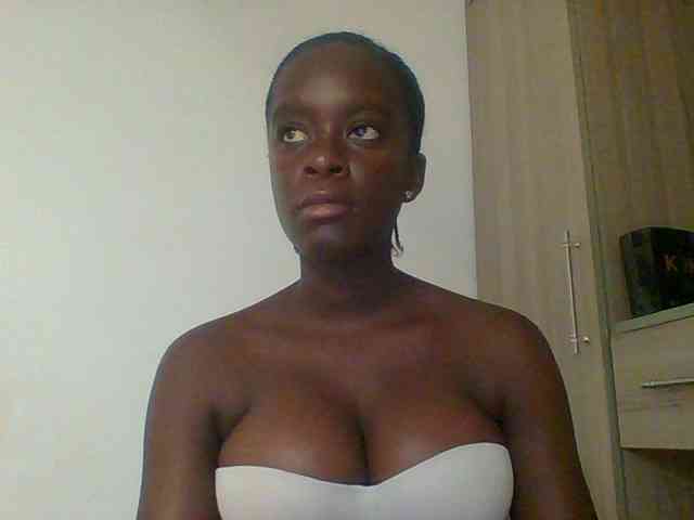 Chocolateaa webcam