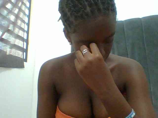 Chocolateaa webcam