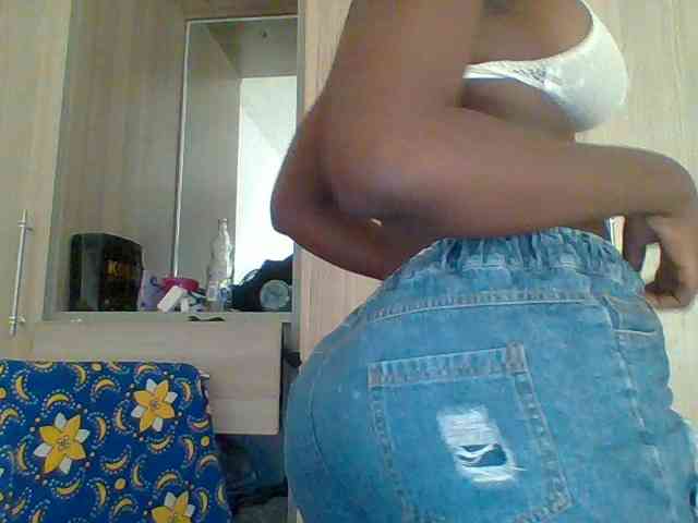 Chocolateaa webcam