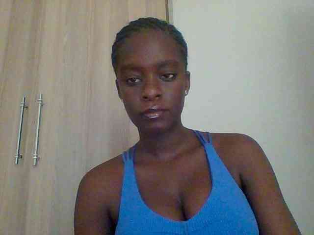 Chocolateaa webcam