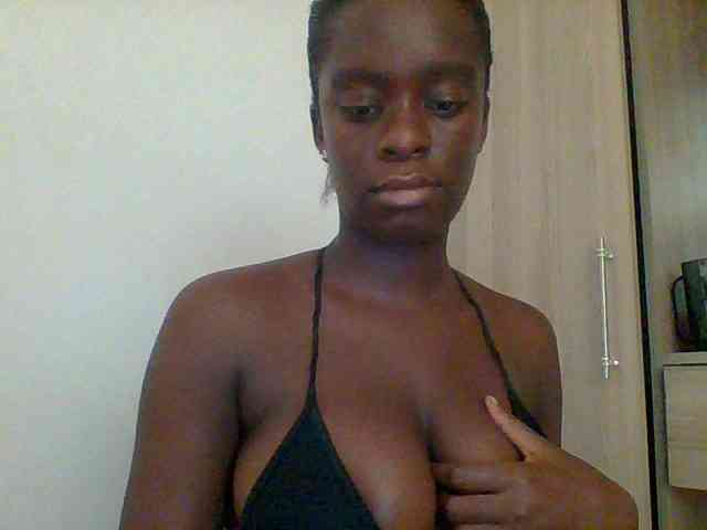 Chocolateaa webcam