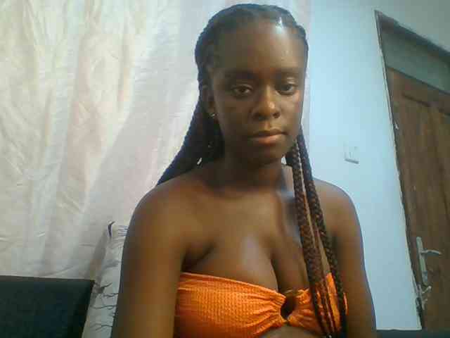 Chocolateaa webcam