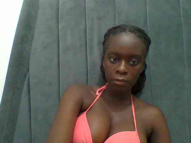 Chocolateaa webcam