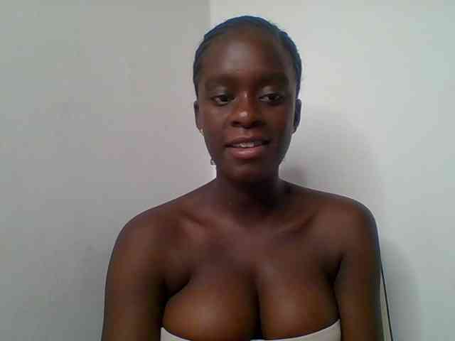 Chocolateaa webcam
