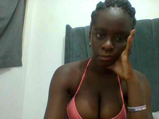 Chocolateaa webcam