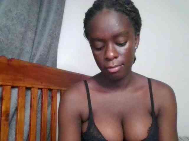 Chocolateaa webcam