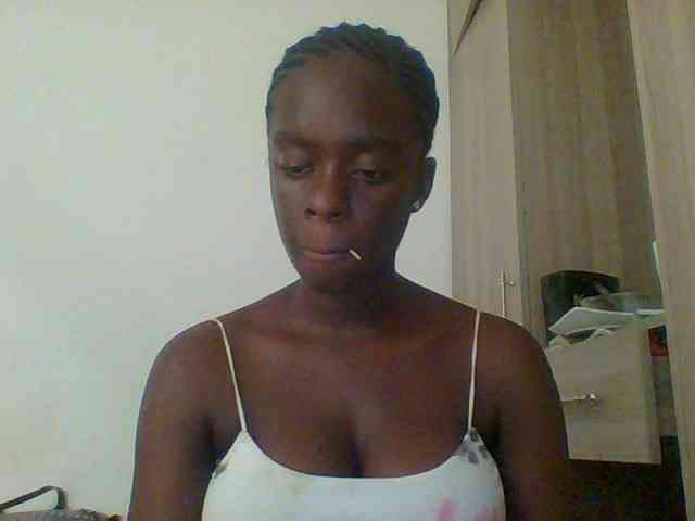 Chocolateaa webcam