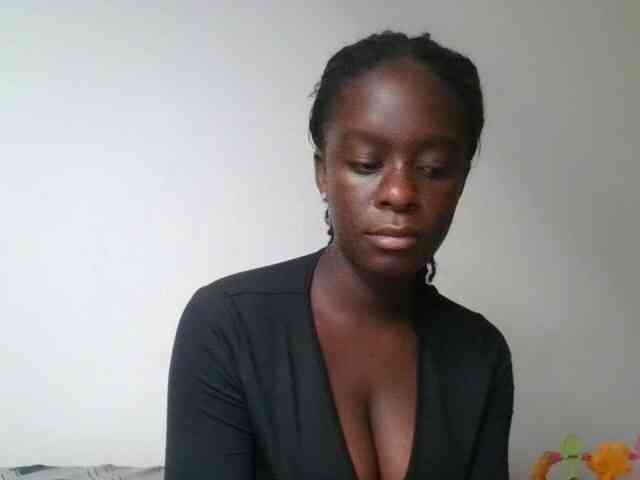 Chocolateaa webcam