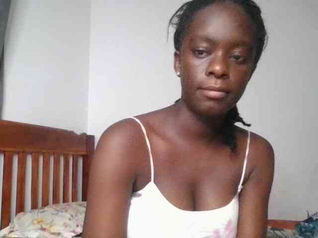 Chocolateaa webcam