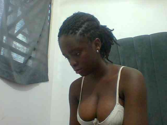 Chocolateaa webcam