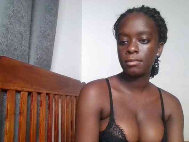 Chocolateaa webcam