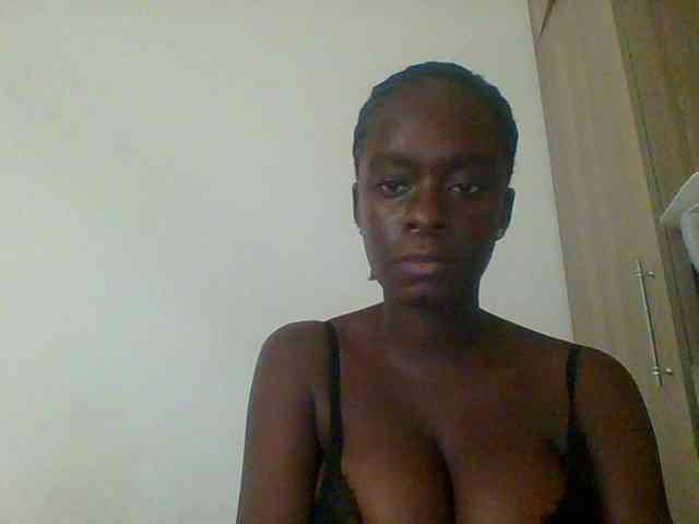 Chocolateaa webcam