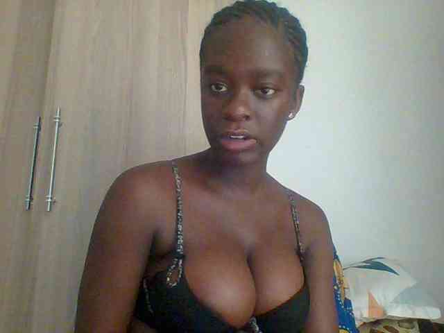 Chocolateaa webcam