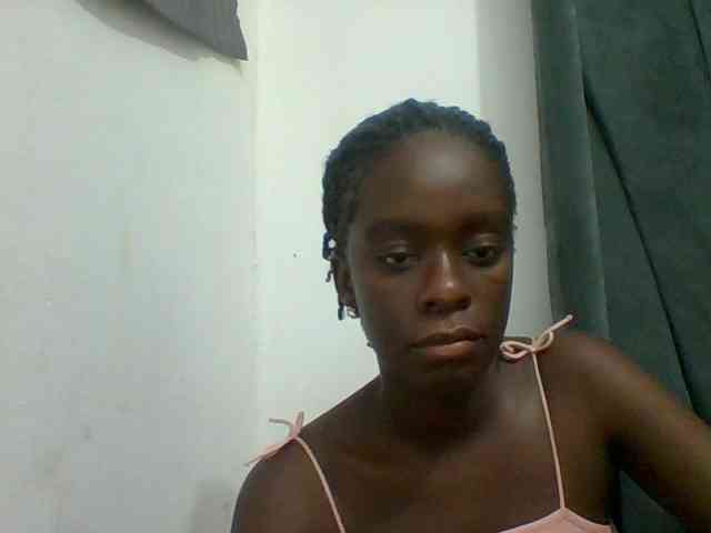 Chocolateaa webcam