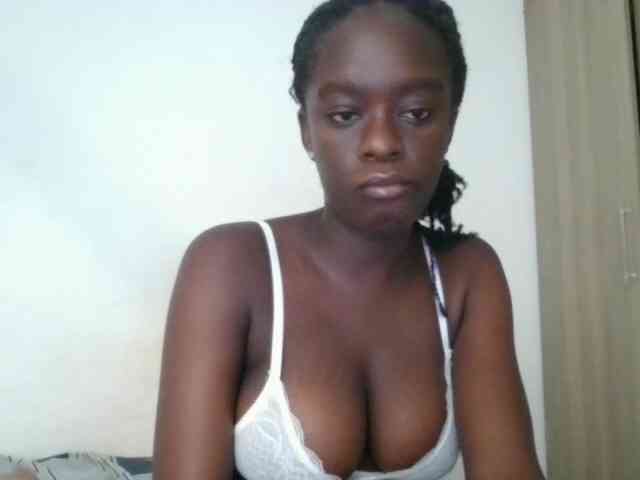 Chocolateaa webcam