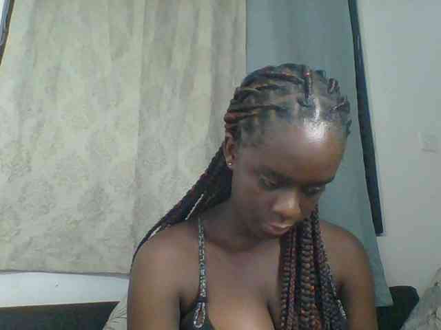 Chocolateaa Live Webcam on BongaCams