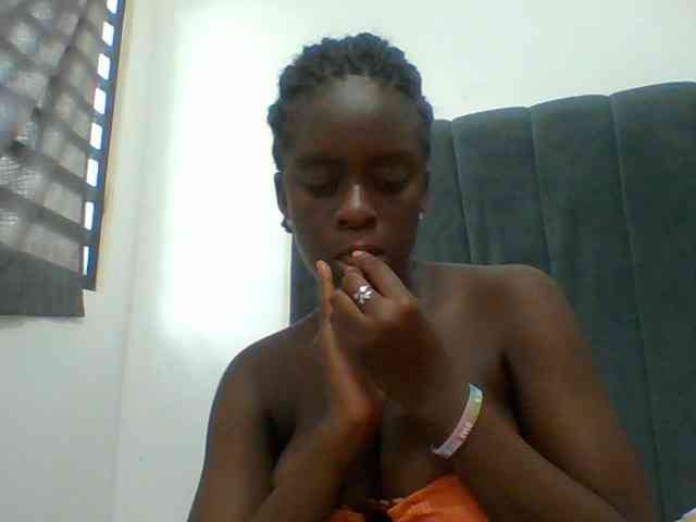 Chocolateaa webcam