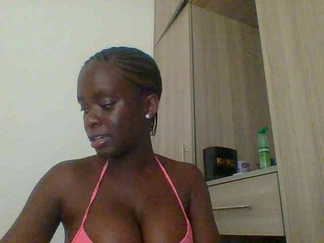 Chocolateaa webcam