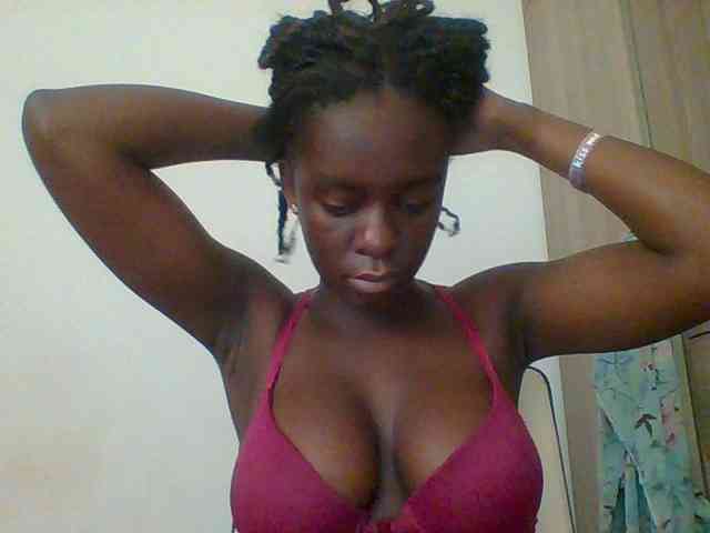 Chocolateaa webcam