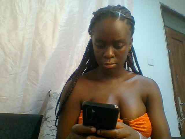 Chocolateaa webcam