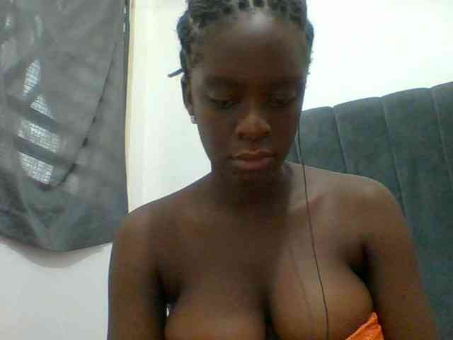 Chocolateaa webcam