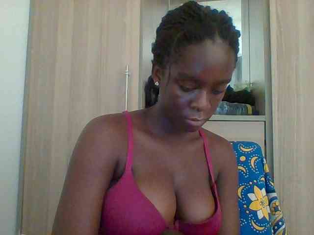 Chocolateaa webcam
