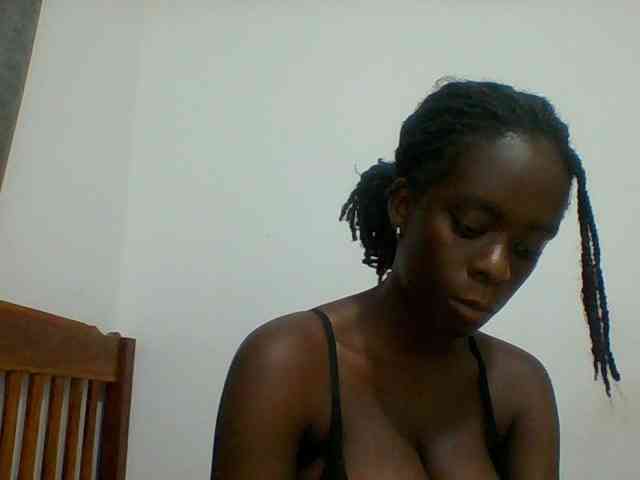 Chocolateaa webcam