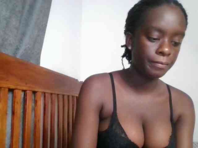 Chocolateaa webcam