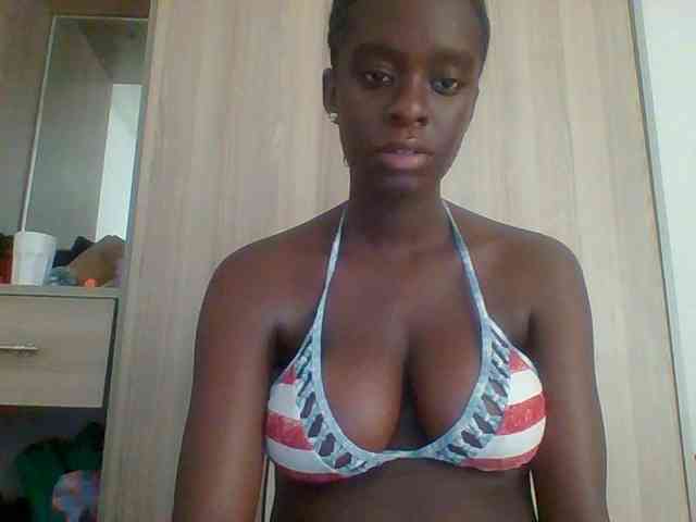 Chocolateaa webcam