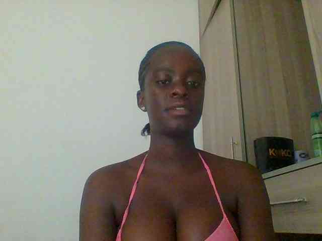 Chocolateaa webcam