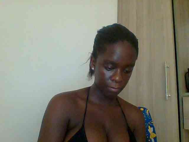 Chocolateaa webcam