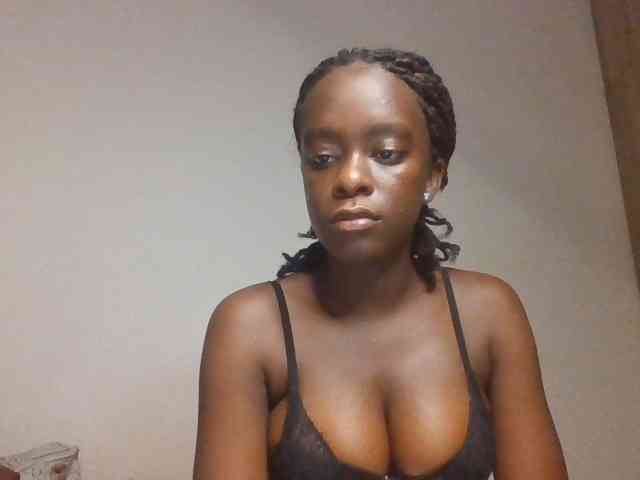 Chocolateaa webcam