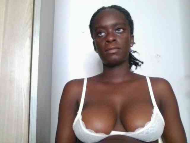 Chocolateaa webcam