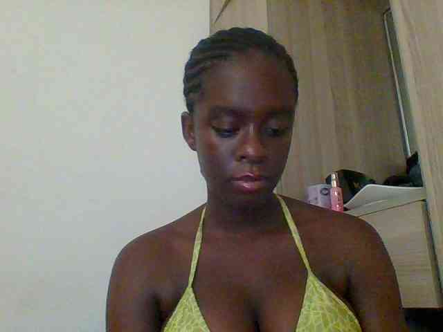 Chocolateaa webcam