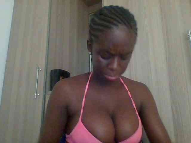 Chocolateaa webcam
