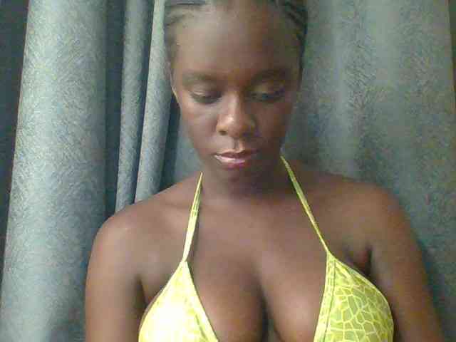 Chocolateaa webcam