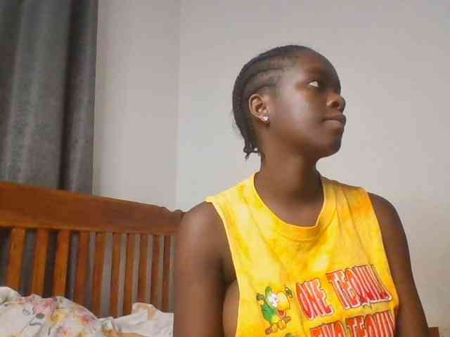 Chocolateaa webcam