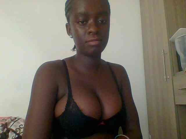 Chocolateaa webcam