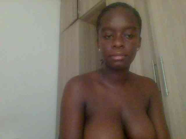 Chocolateaa webcam