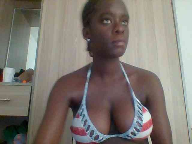 Chocolateaa webcam