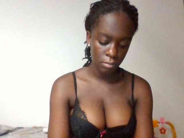 Chocolateaa webcam