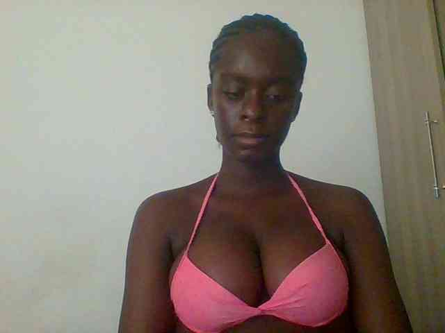 Chocolateaa webcam