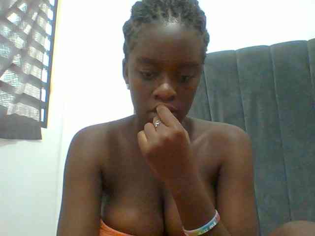 Chocolateaa webcam