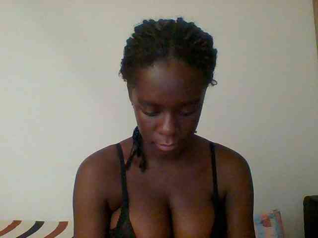 Modella: Chocolateaa